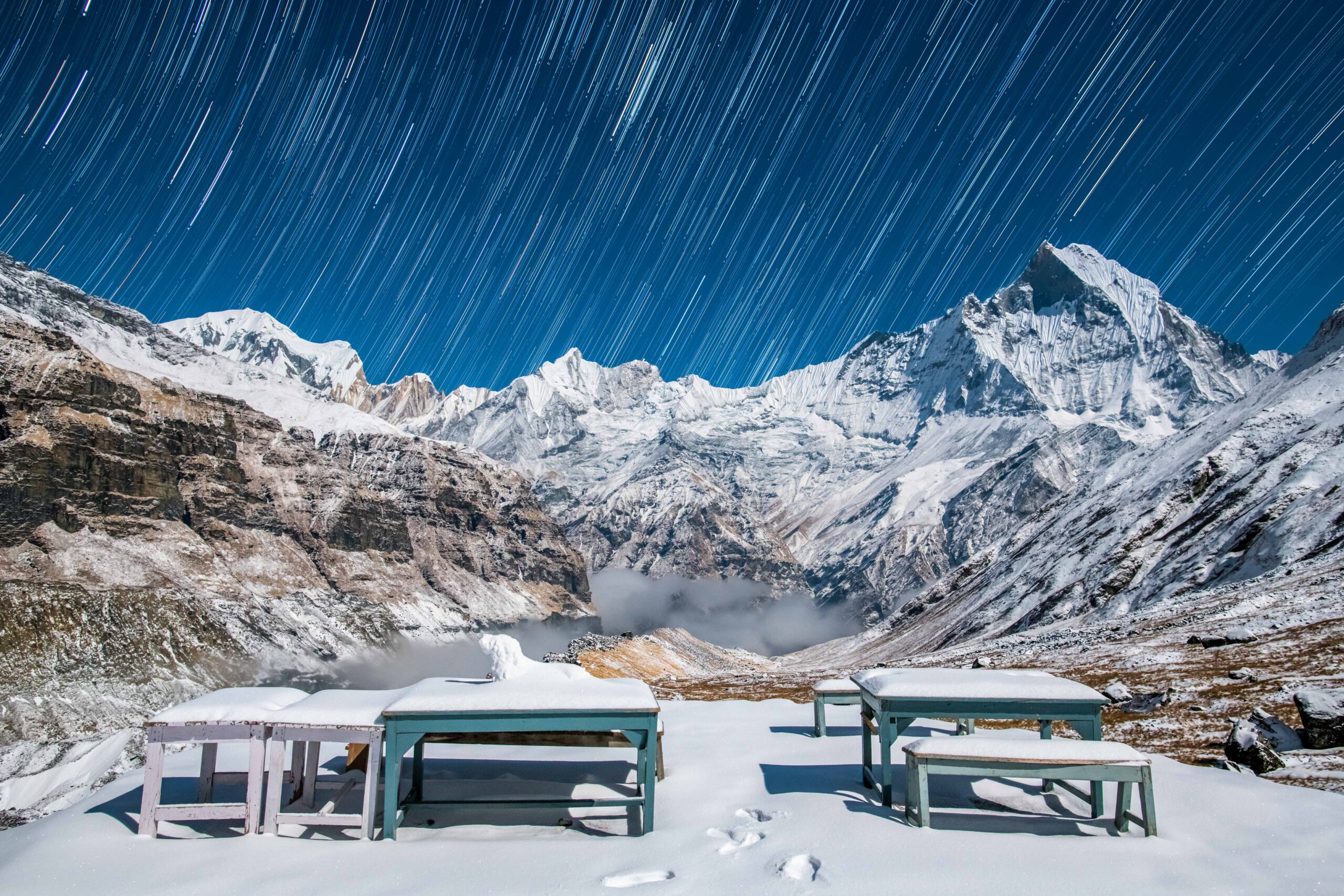 Under_stars_and_snows
